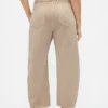 Pantalones de talle medio de sarga con corte acampanado
