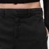 Pantalones de talle medio de sarga con corte acampanado