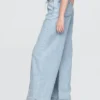 Pantalones holgados de denim ultrasuave de talle medio