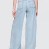 Pantalones holgados de denim ultrasuave de talle medio