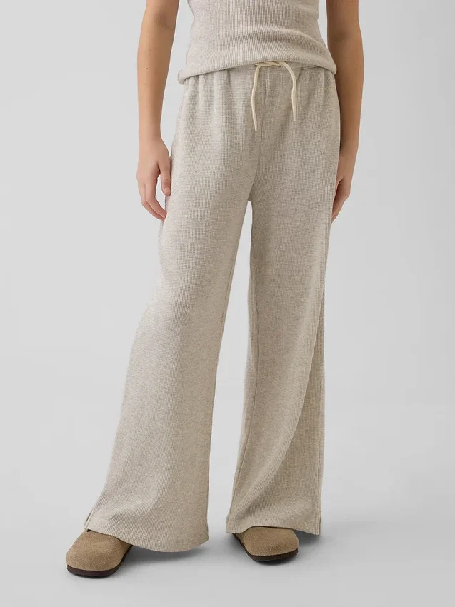 Pantalones infantiles holgados de punto waffle con pernera ancha