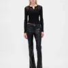 Pantalones largos y ajustados de cintura baja de cuero vegano reciclado
