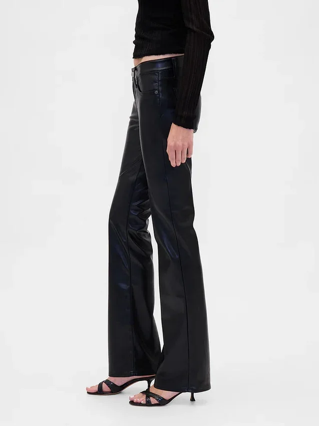 Pantalones largos y ajustados de cintura baja de cuero vegano reciclado