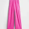 Pantalones rectos de tejido grueso
