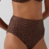 Partes de abajo de bikini de talle alto