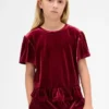 Partes de arriba de terciopelo con peplum para niños