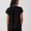 Partes de arriba oversize de gasa de algodón con cuello abierto