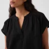 Partes de arriba oversize de gasa de algodón con cuello abierto