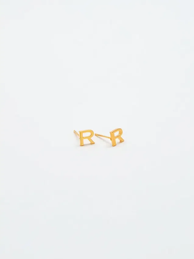 Pendientes con iniciales de Admiral Row