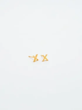 Pendientes con iniciales de Admiral Row