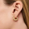 Pendientes de aro «Mini Huggie» de Ana Luisa Wade