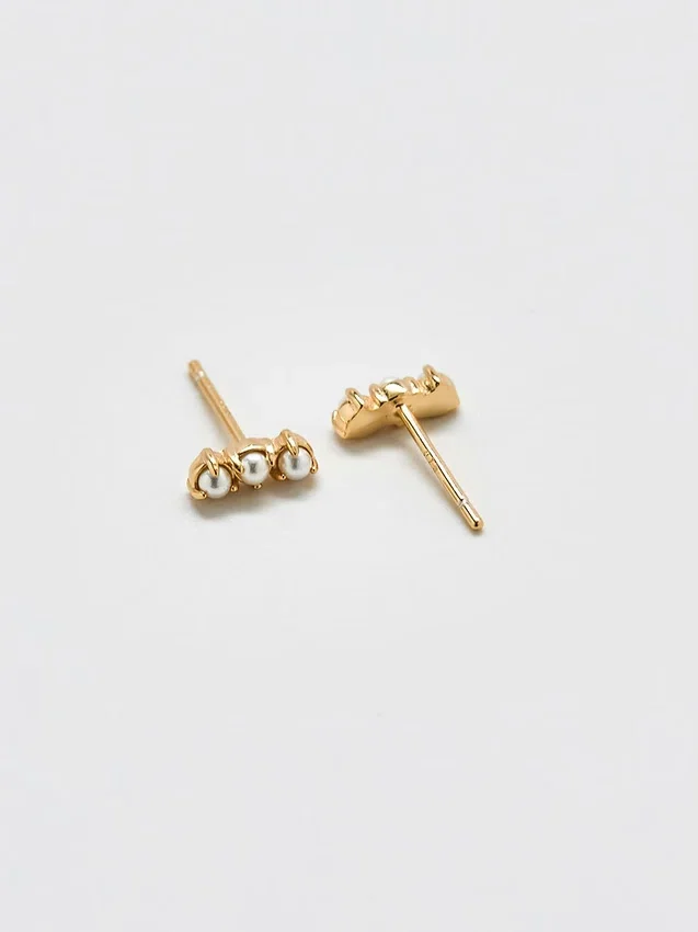 Pendientes de barra con perla de Admiral Row