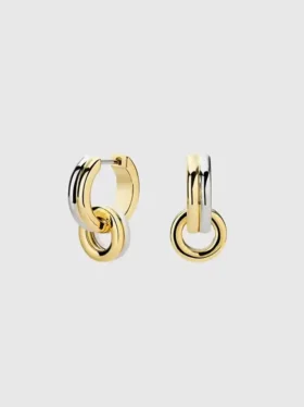 Pendientes Huggie con colgante de Ana Luisa Asher