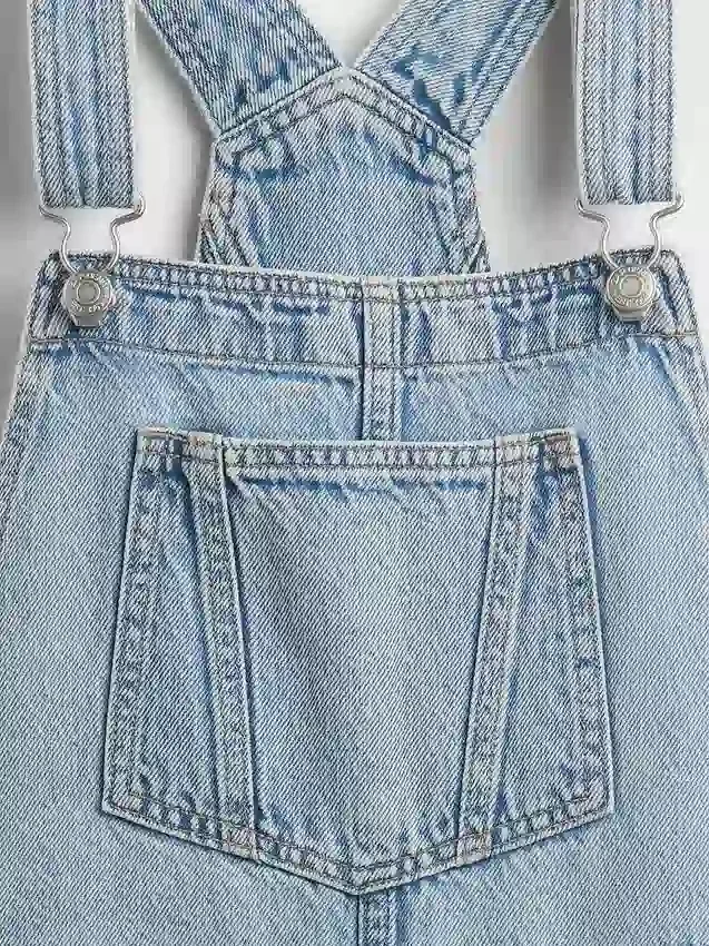 Peto corto holgado de denim para niño