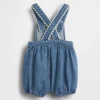 Peto tipo burbuja de denim para bebé con bolsillos de parche