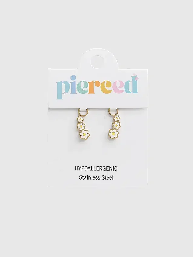 Pierced Co: Colgante de margarita para pendientes tipo huggie