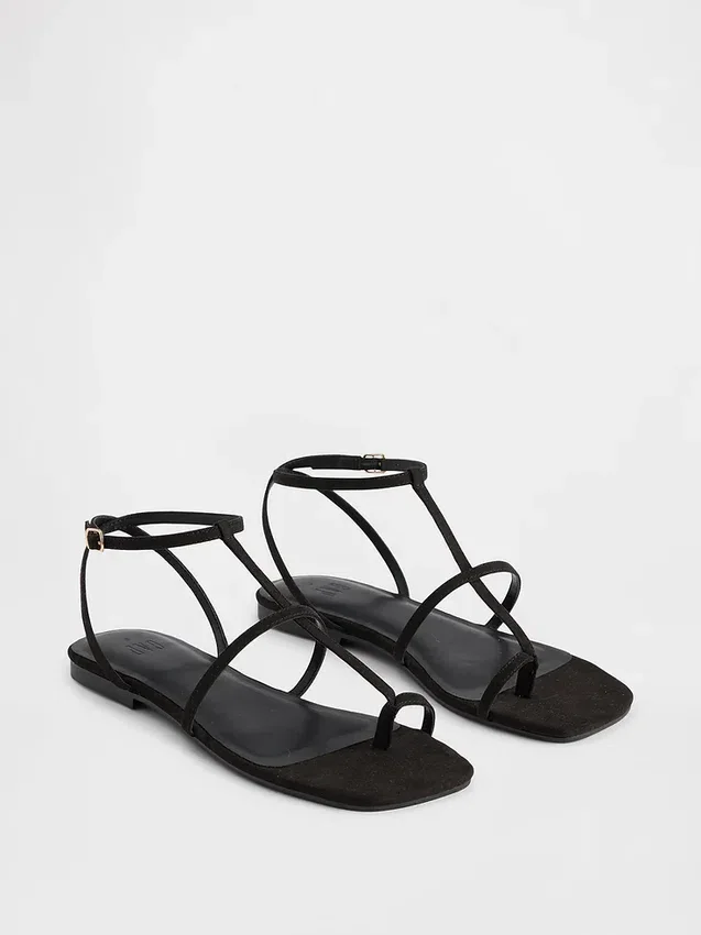 Sandalias con correa en T de ante vegano