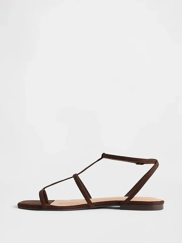Sandalias con correa en T de ante vegano