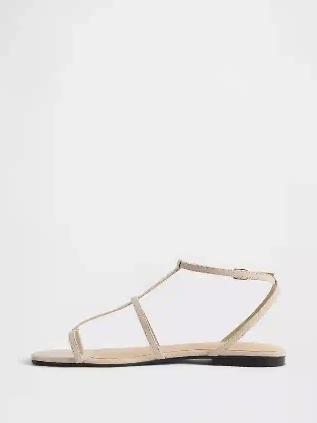 Sandalias con correa en T de ante vegano