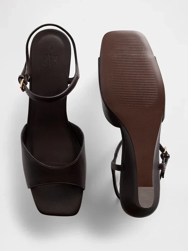 Sandalias de cuña de piel vegana