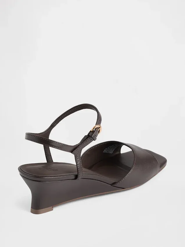 Sandalias de cuña de piel vegana