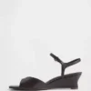 Sandalias de cuña de piel vegana