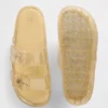 Sandalias de goma con hebilla para niños