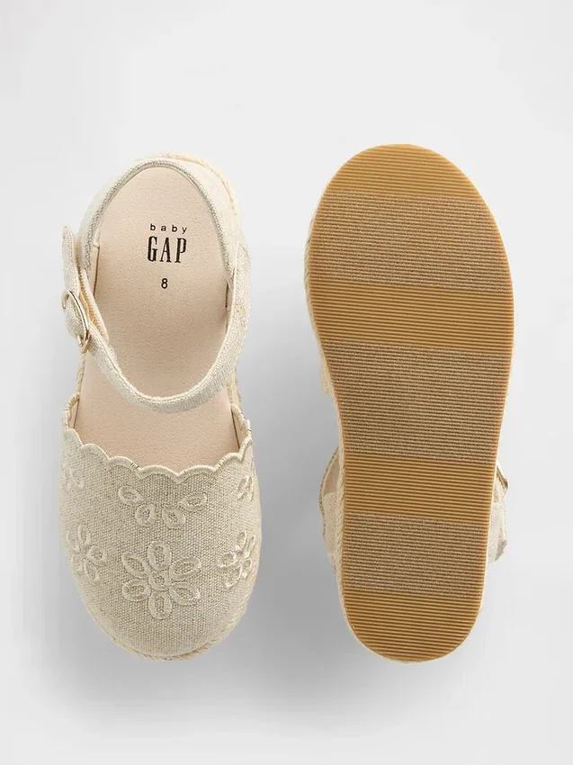 Sandalias tipo alpargata para niños pequeños
