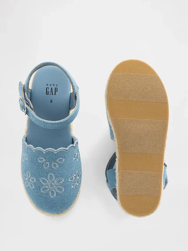 Sandalias tipo alpargata para niños pequeños