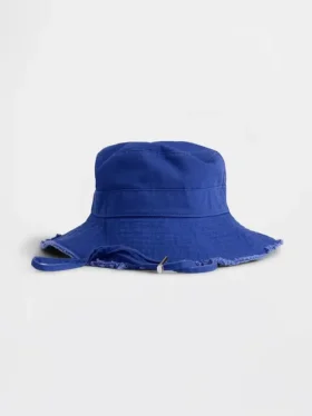 Sombrero de pescador con flecos