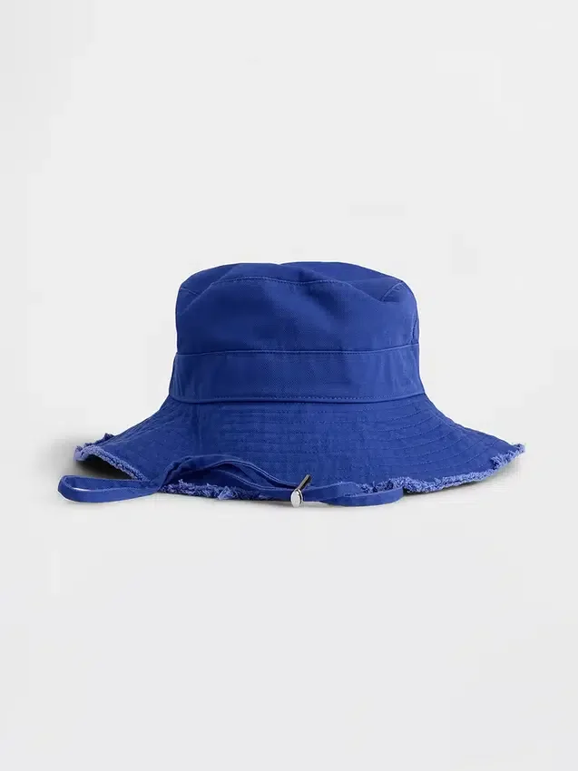 Sombrero de pescador con flecos
