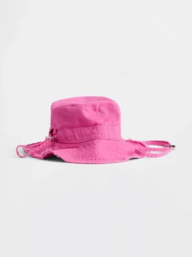 Sombrero de pescador con flecos