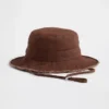 Sombrero de pescador con flecos