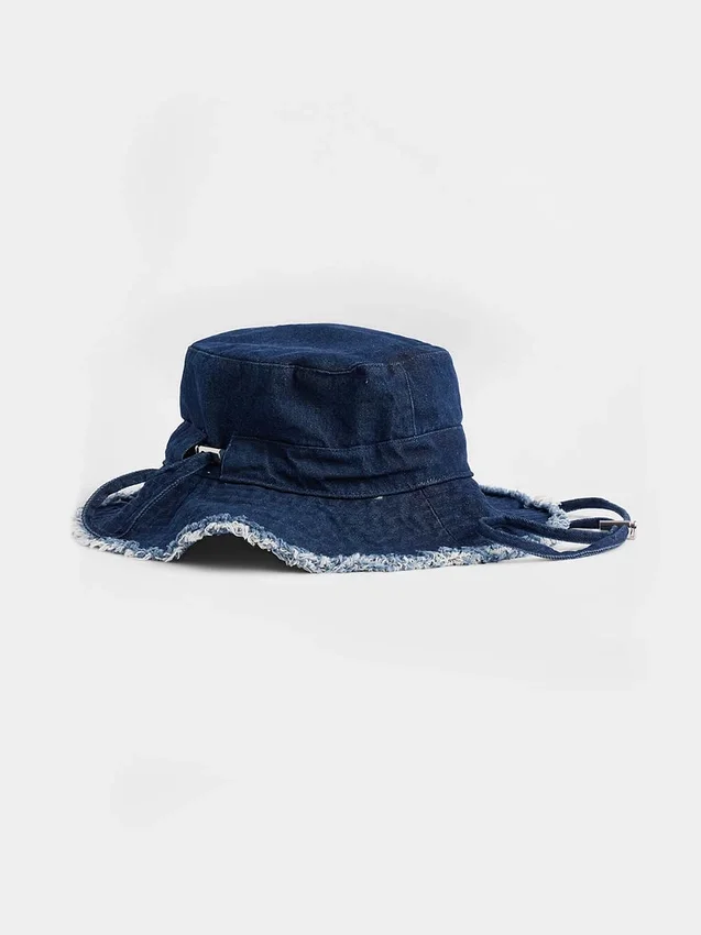 Sombrero de pescador con flecos
