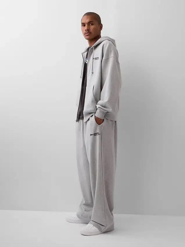 Sudadera con capucha, cremallera y logo oversize de GAP × Awake NY