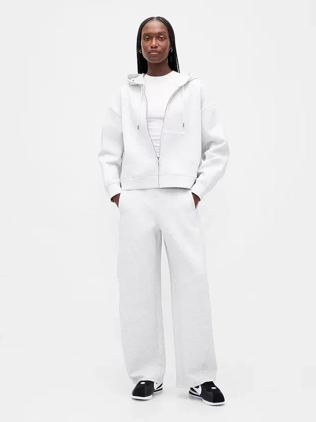 Sudadera con capucha oversize y cremallera GapFit