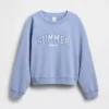 Sudadera oversize con logo Raglan de GAP × Summer Fridays