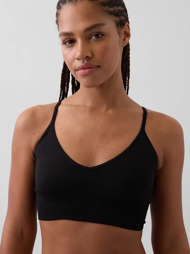 Sujetador bralette sin costuras y con escote pronunciado
