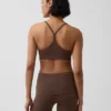 Sujetador deportivo GapFit Smooth con espalda cruzada