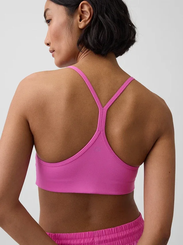 Sujetador deportivo GapFit Smooth con espalda cruzada