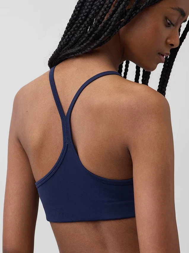 Sujetador deportivo GapFit Smooth con espalda cruzada