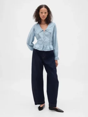 Top con peplum, cuello en V y cuello