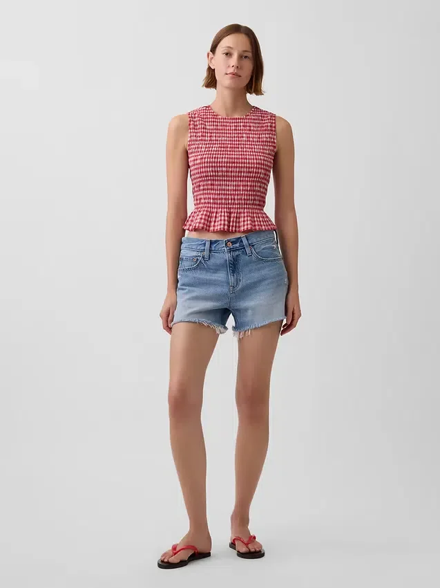 Top corto con peplum de cuadros vichy fruncido