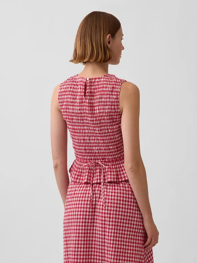Top corto con peplum de cuadros vichy fruncido