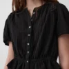 Top corto con peplum de gasa de algodón