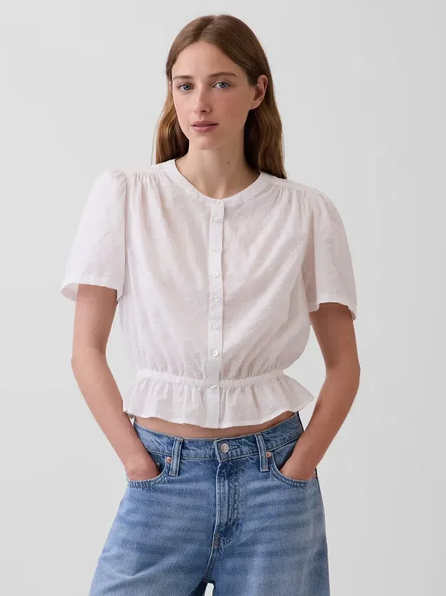 Top corto con peplum y cierre frontal de botones
