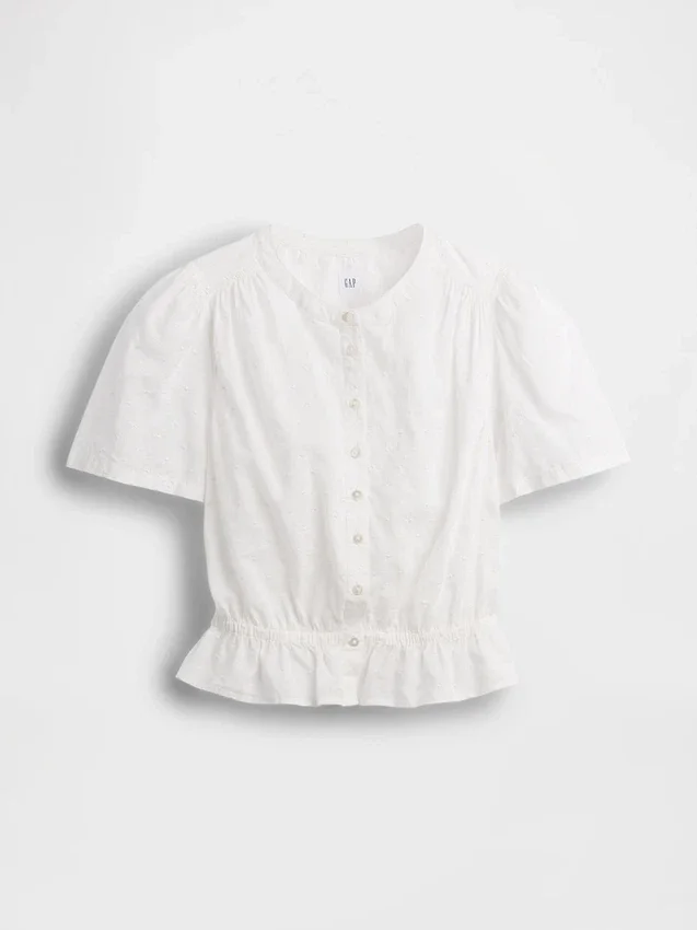 Top corto con peplum y cierre frontal de botones