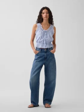 Top corto con peplum y lazo delantero con ojales