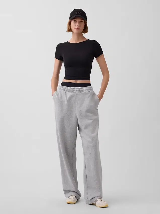 Top corto cruzado reversible GapFit Smooth