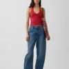 Top corto de cuello halter de punto tupido